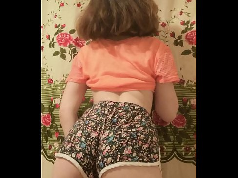 ❤️ Sexi mladá kočka si vyzlieka šortky pred kamerou ️ Šukanie video na sk.full-porner.ru ﹏